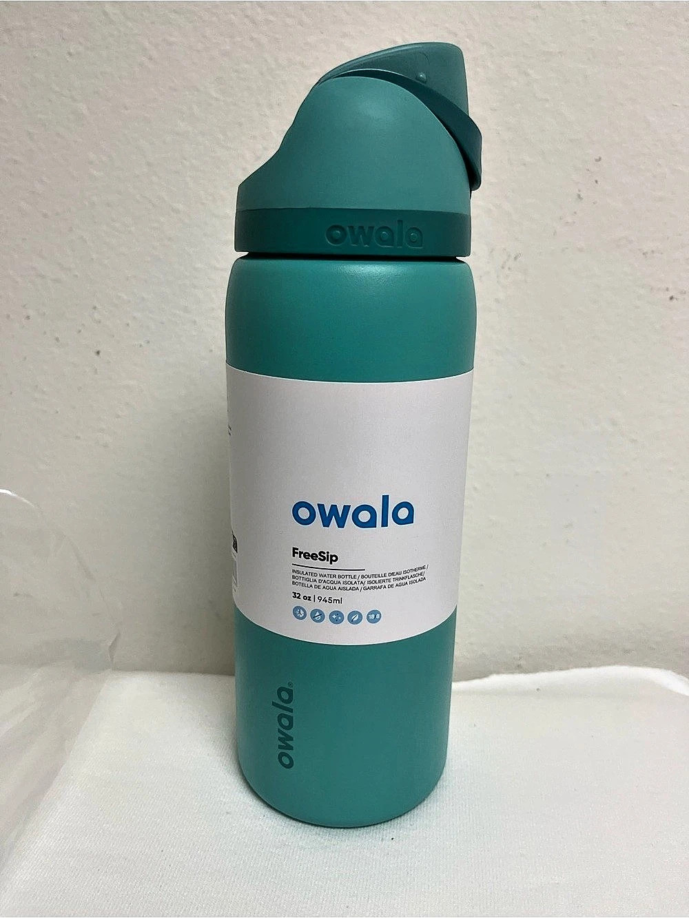 Owala FreeSip Water Bottle Blue NWT 32 oz